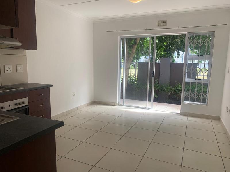 2 Bedroom Property for Sale in Buhrein Western Cape